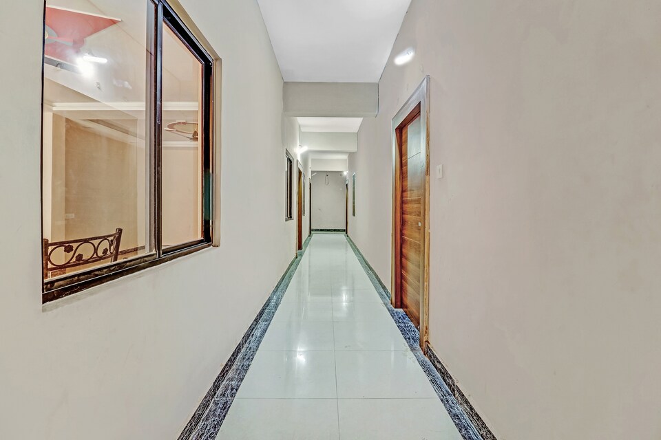 Collection O 84185 Hotel Anandi Inn, Lashkar, Gwalior