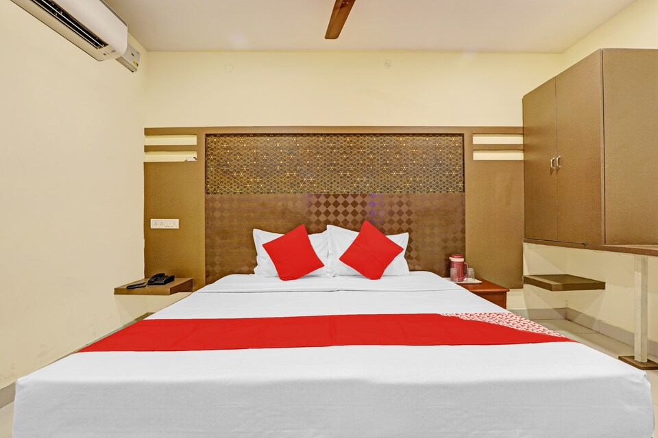 Spot on 84186 Gold Residency Central, Central Chennai, Chennai