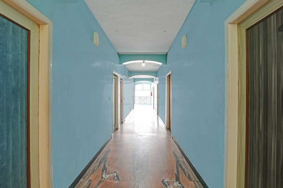 Spot on 84186 Gold Residency Central, Central Chennai, Chennai