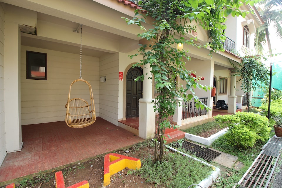 OYO 9874 Home Modern 2BHK Villa Assagao, Anjuna Vagator Goa, Goa