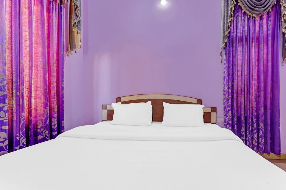 OYO 84190 Om Shree Shree Palace, Katra cluster, Katra