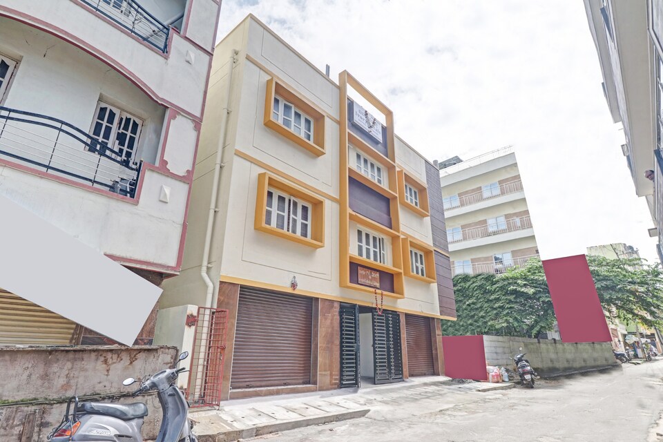 Collection O 84214 Ivory Petals Service Apartments , Hebbal Bangalore, Bangalore