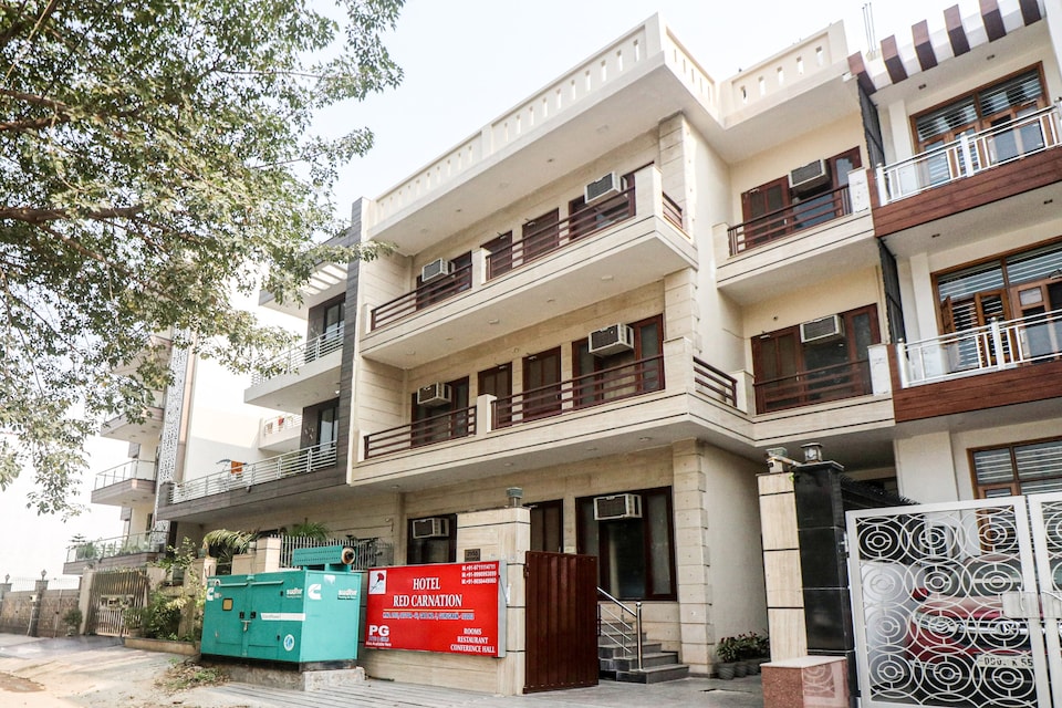 Capital O 84217 Hotel Red Carnation, HUDA CENTRE 1, Gurgaon