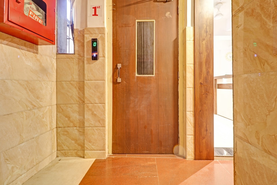 Capital O Hotel Galaxy, Mumbai Thane-Mulund-Bhandup, Mumbai