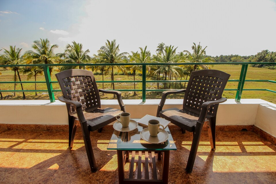 OYO 9877 Home Elegant 2BHK Fatrade Beach, Colva Goa, Goa