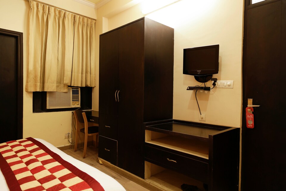 OYO Rooms 079 World Trade Park JLN Marg, Jaipur Airport, Jaipur