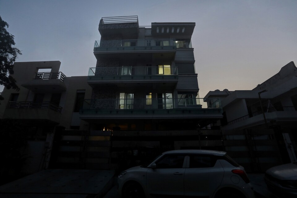 OYO Townhouse 380 Hotel Atithee Residency, Noida City Metro, Noida