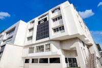 Super Collection O Limda Chowk Formerly Hotel Harmony