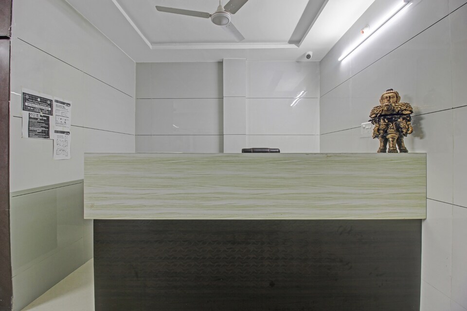 OYO Perfect Inn Residency Near Miraj Cinemas - Shalini Shivani, Dilsukhnagar - Kothapet, Hyderabad