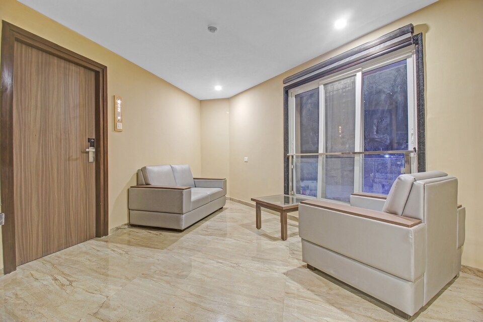 Collection O 84262 Dash Hotel, Himayatnagar-Kachiguda, Hyderabad