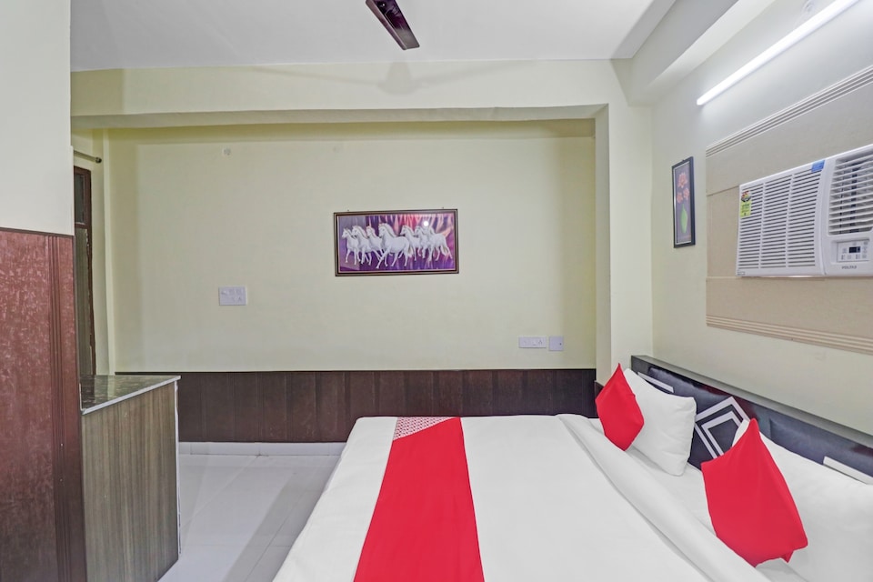 Hotel O Mahaveer Residency, Default Cluster Meerut, Meerut