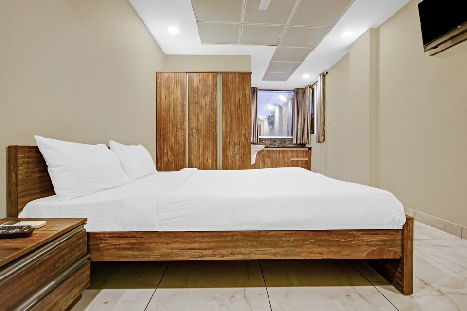 Capital O 84279 Plaza, Alappuzha Town Alappuzha, Alappuzha