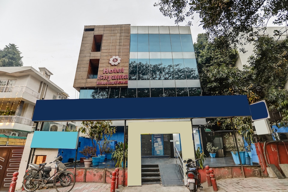 OYO Townhouse 677 Hotel Rama International, AIIMS Delhi, Delhi