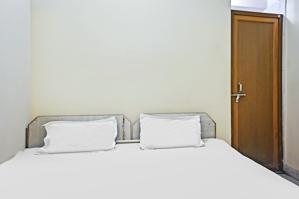 OYO Hotel Park, Cantt, Varanasi