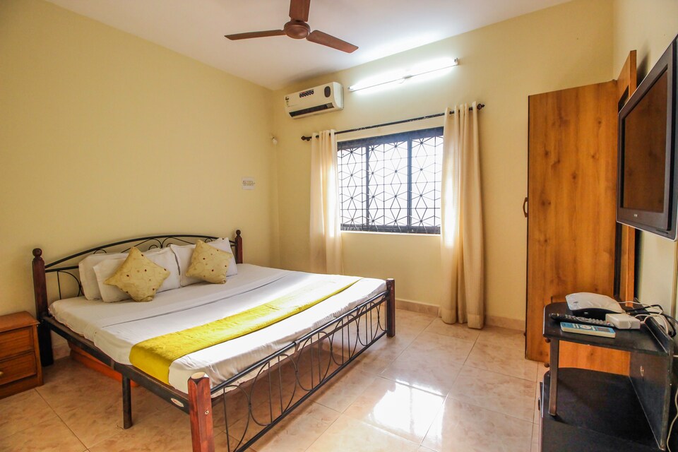 OYO 10203 Home Bright 2BHK Anjuna Beach, Anjuna Vagator Goa, Goa