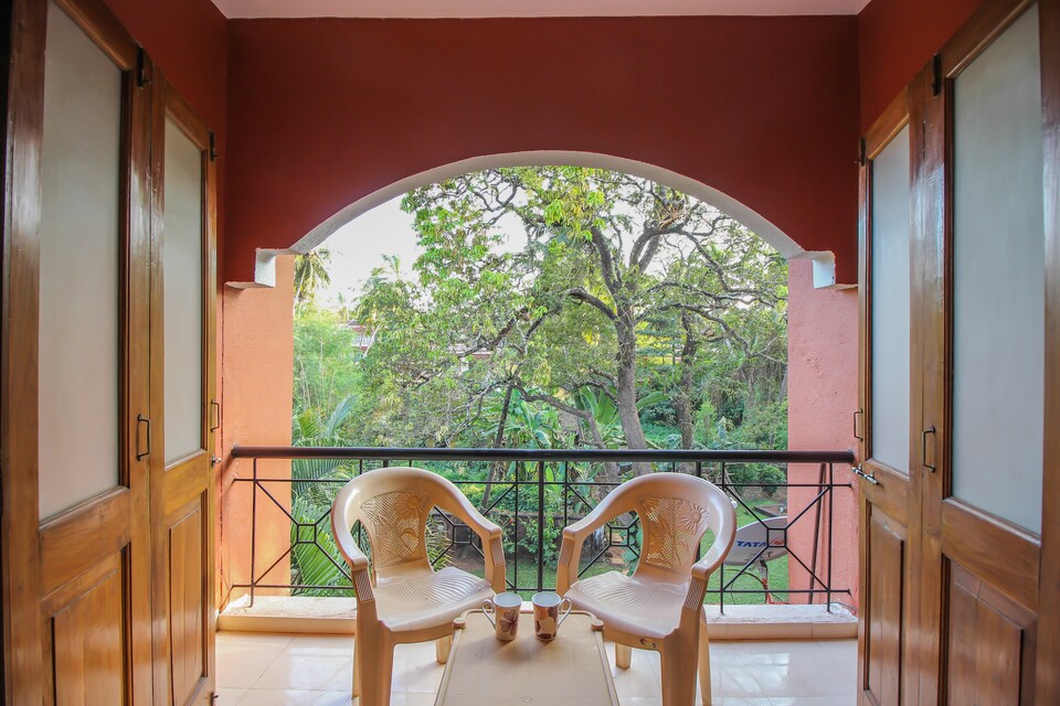 OYO 10906 Home Modern 1BHK Baga, Baga Goa, Goa