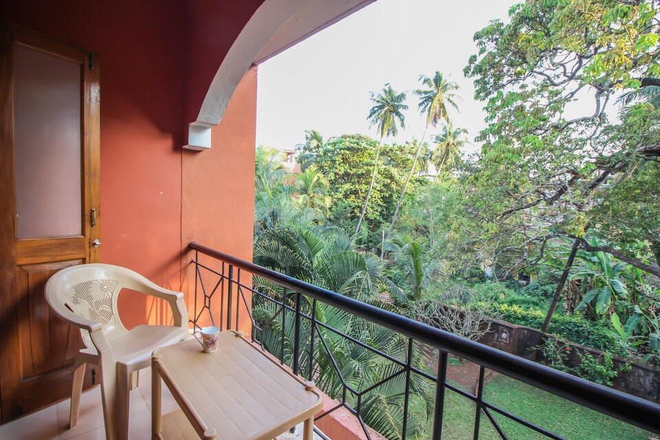 OYO 10906 Home Modern 1BHK Baga, Baga Goa, Goa