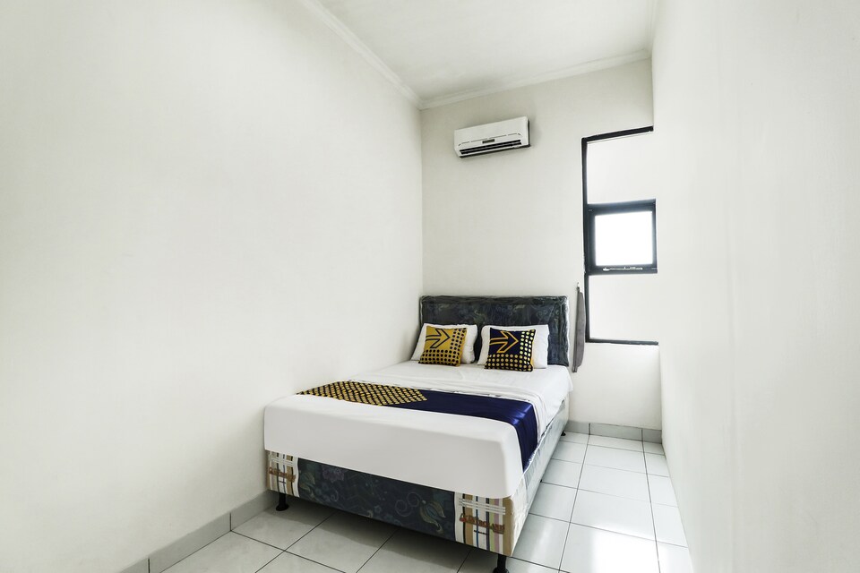 SPOT ON 90781 Bee M 2 Syariah, Kopo, Bandung