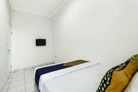 SPOT ON 90781 Bee M 2 Syariah