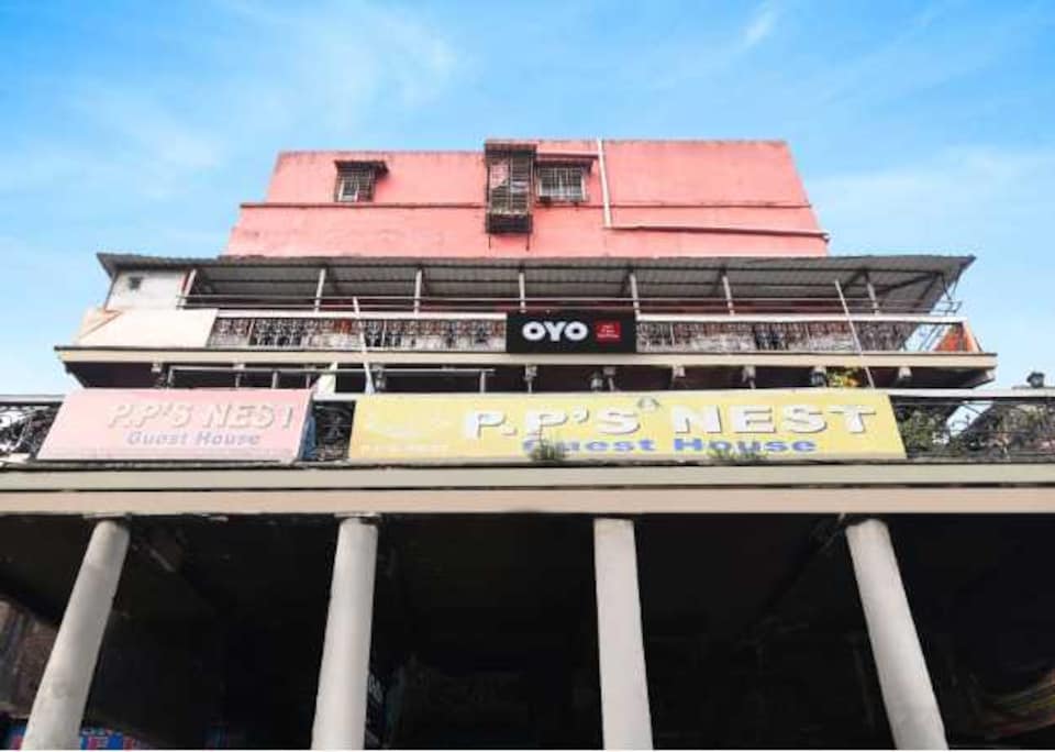 Hotel O P PS Nest Guest House , Sealdah Kolkata, Kolkata