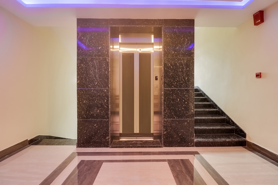 Townhouse DJ Grand, Transit Tirupati, Tirupati