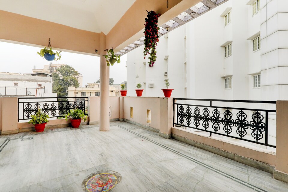 OYO 84344 Hotel Vills, Hazratganj Lucknow, Lucknow