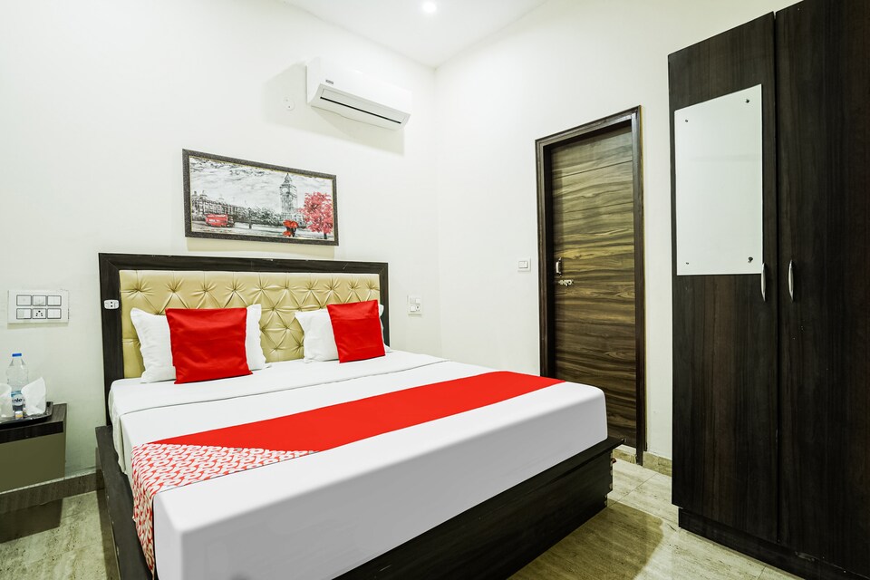 Live on ZKR296, Zirakpur, Zirakpur