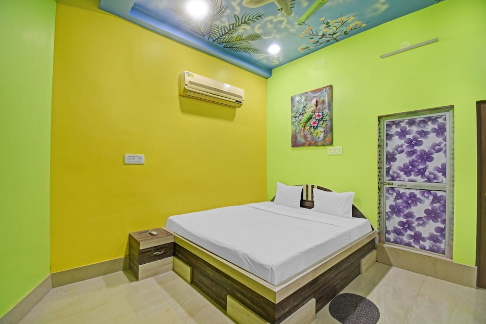 OYO Flagship 84360 Shivam Inn, Howrah Kolkata, Kolkata