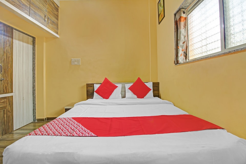 Flagship 84382 Hotel Sai Shradha Lodge, Hadapsar Pune, Pune