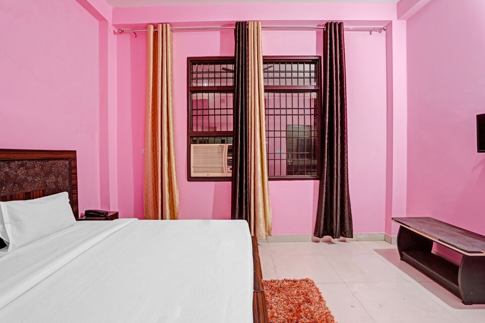 OYO 84383 Hotel Sweet Residency, Greater Noida, Noida