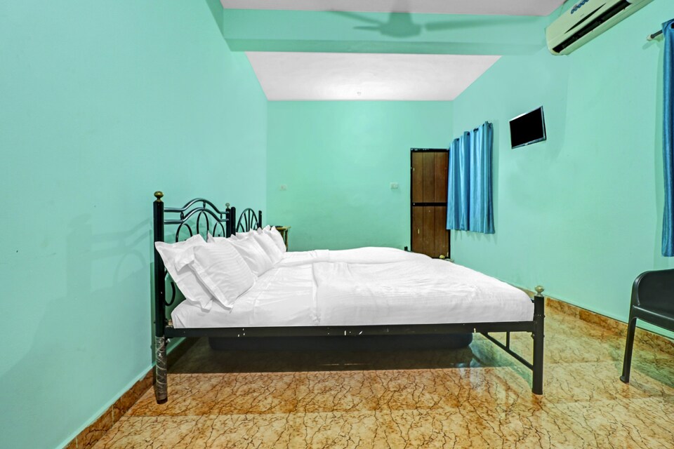 OYO 84393 David Beach House, Calangute Goa, Goa