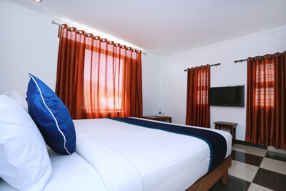 OYO Hotel River Moon, Thekkady, Thekkady