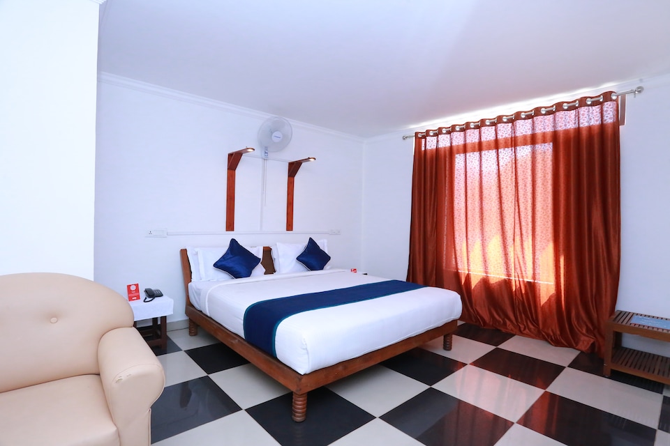 OYO Hotel River Moon, Thekkady, Thekkady