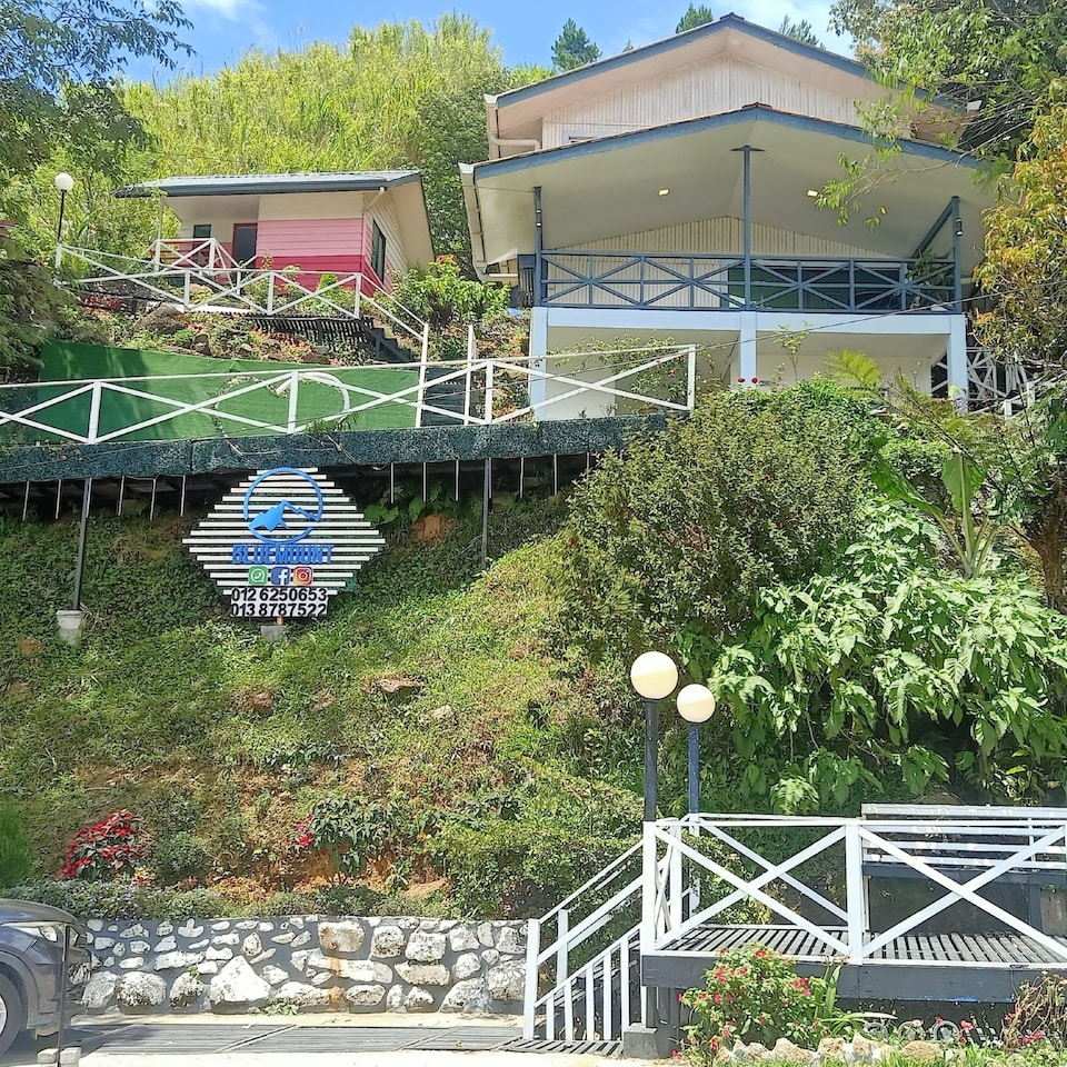 OYO Home 90407 Blue Mount Homestay, Kundasang, Ranau