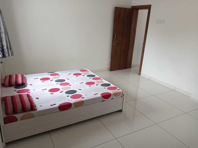 OYO Home White Bungalow