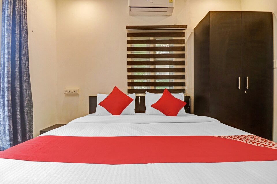 OYO 84443 Lesiure Square, Kochi Fort, Kochi