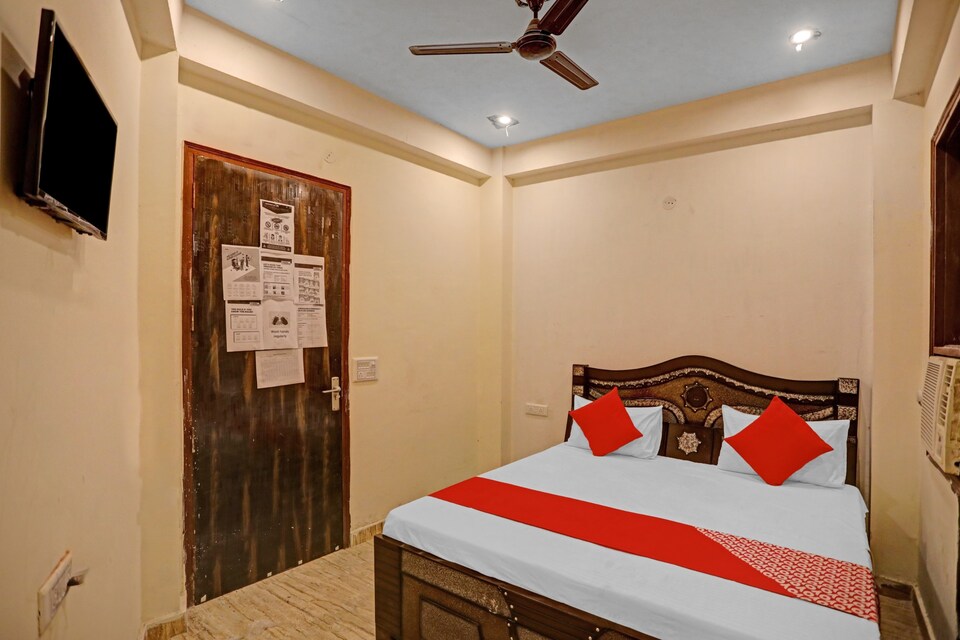 OYO Sunset Inn Near Badarpur Border Metro Station, Okhla Jasola Delhi, Delhi