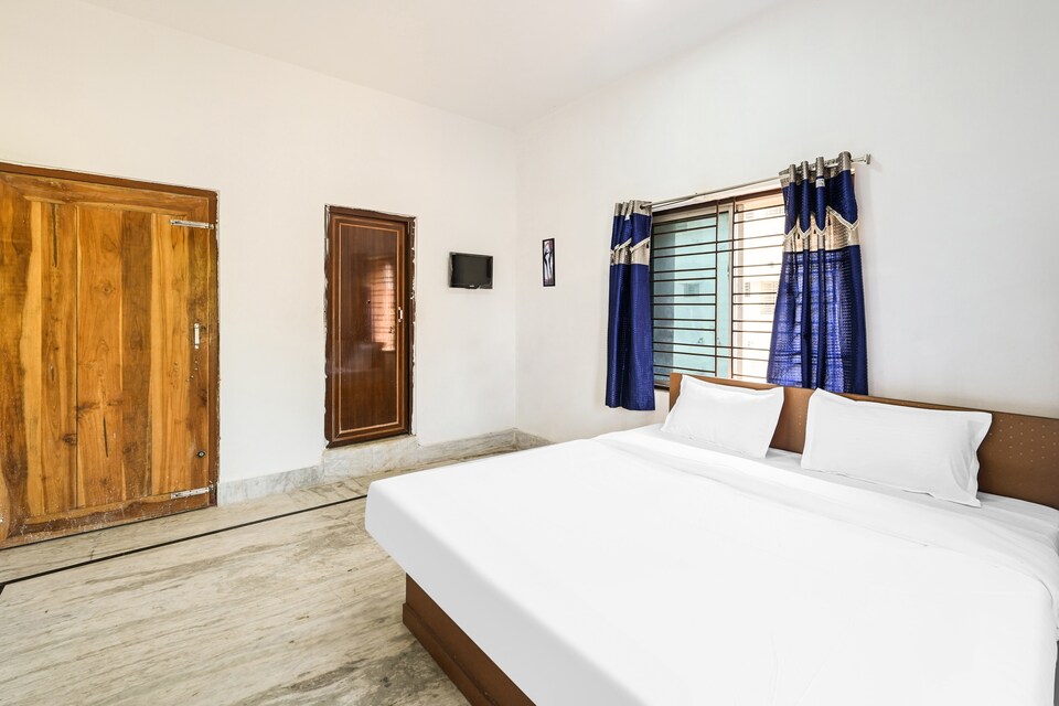 OYO Smita Regency, Bapuji Nagar, Bhubaneswar