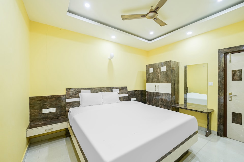 Capital O 84484 Hotel President, Swargdwar Puri, Puri