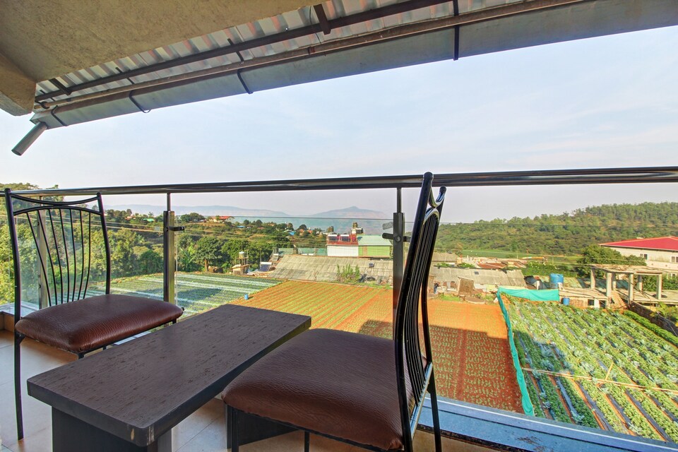 Townhouse OAK Hotel Vhyoman Resort, Mahabaleshwar, Mahabaleshwar