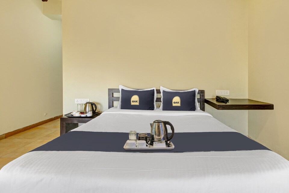 Townhouse OAK Hotel Vhyoman Resort, Mahabaleshwar, Mahabaleshwar