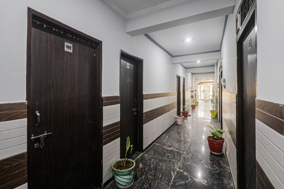 Hotel O Friend Guest House, Old Gurgaon, Gurgaon