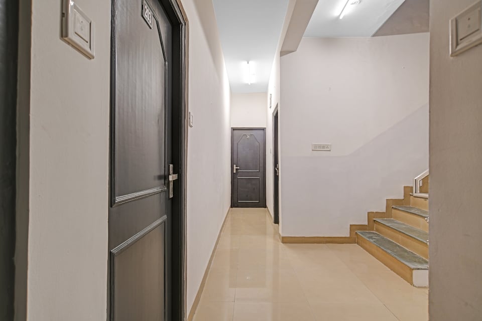 Collection O 84499 Hotel Nakshatra Inn, Vijay Nagar Indore, Indore