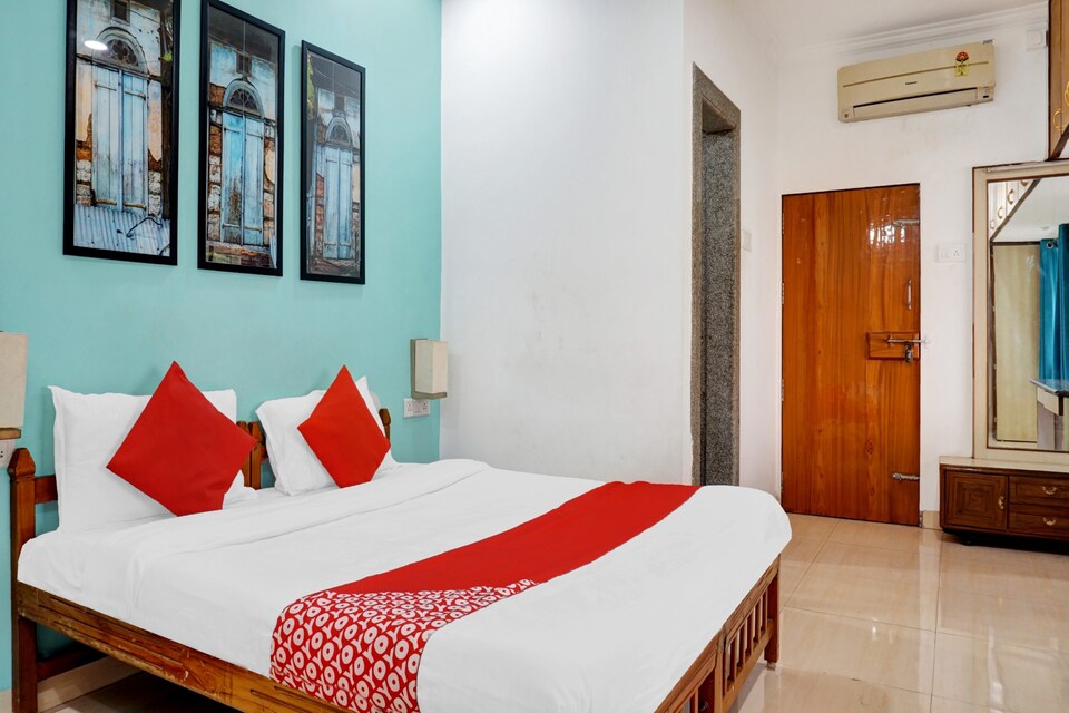 OYO Flagship 84500 Hotel Onkar, Viman Nagar, Pune