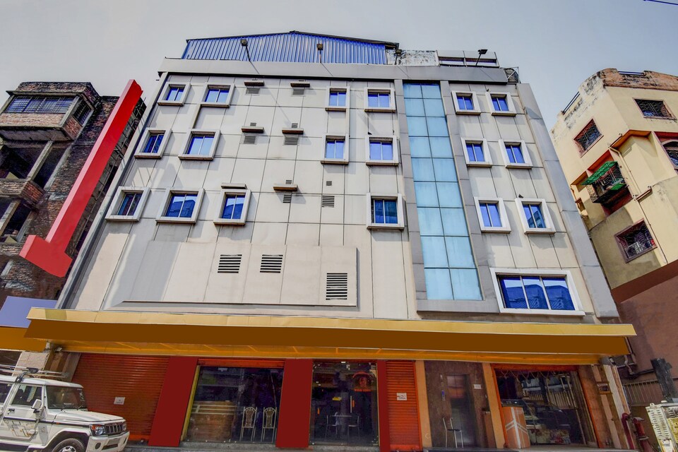 Live on KOL1935, VIP Road Kolkata, Kolkata