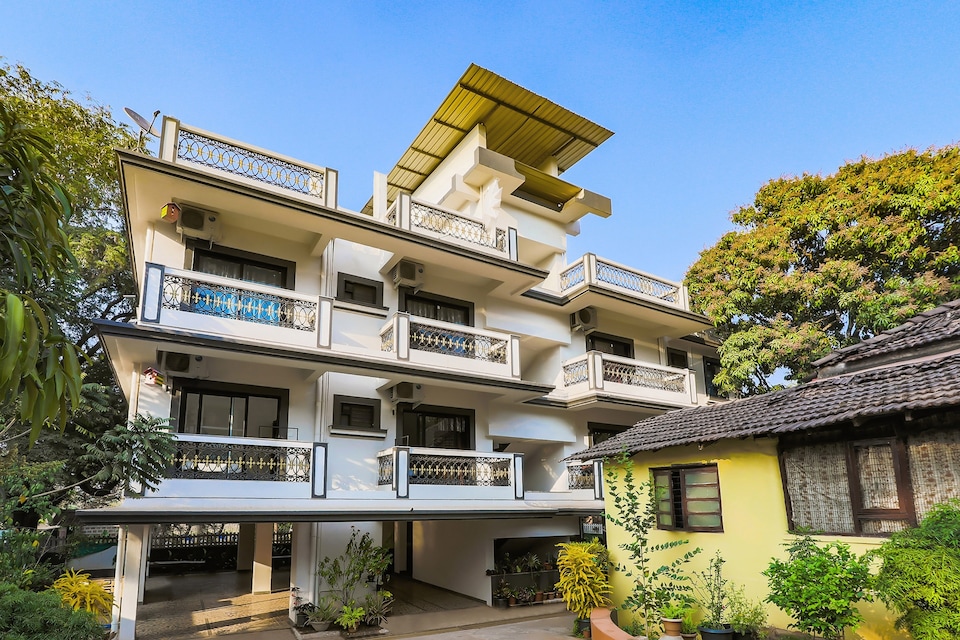 OYO 9791 Spacious 2BHK, Candolim Goa, Goa