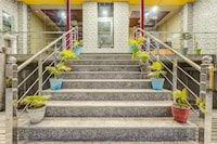 Hotel O Saranga Dham