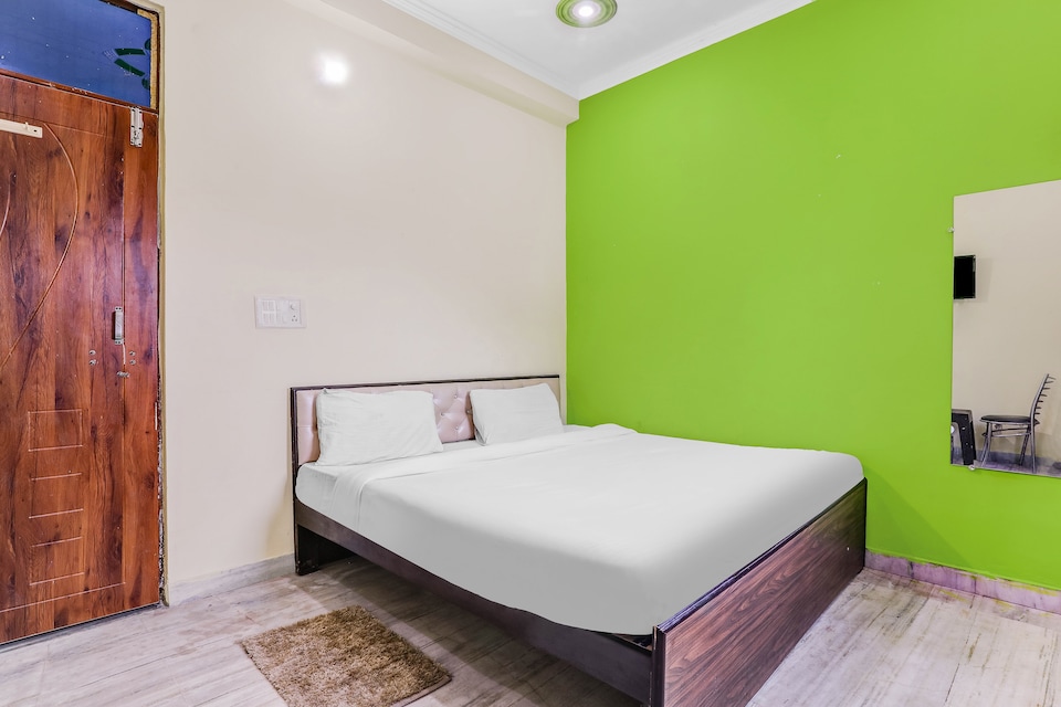 OYO Vk Palace, Airport Lucknow, Lucknow