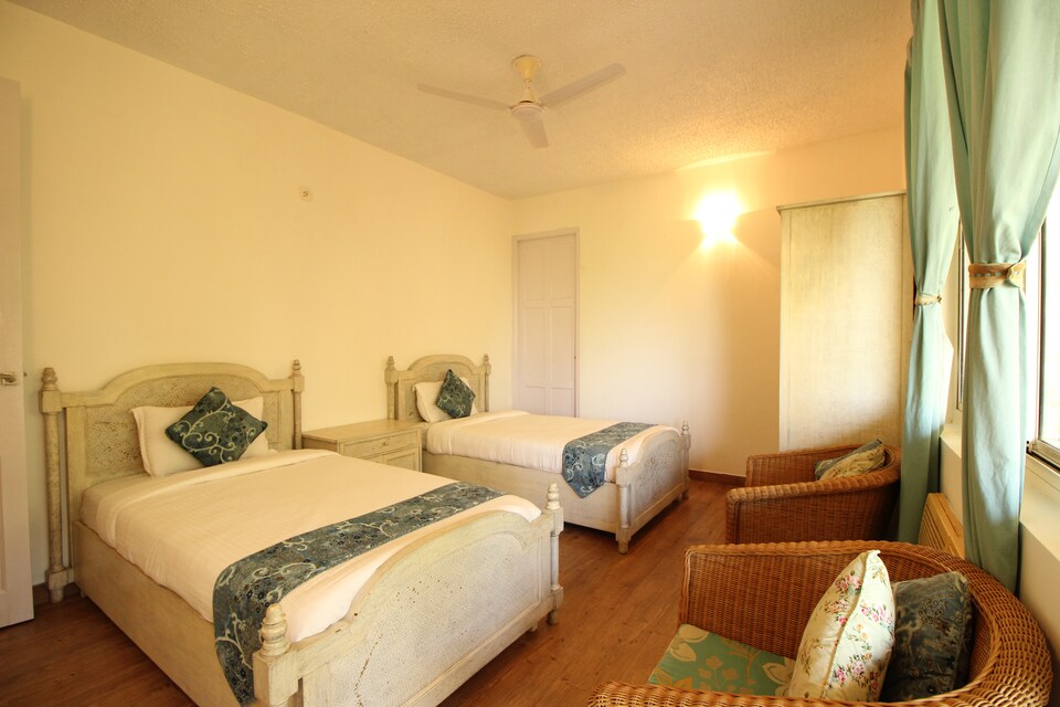 OYO 9881 Home Pool View 2BHK Varca Beach, Colva Goa, Goa