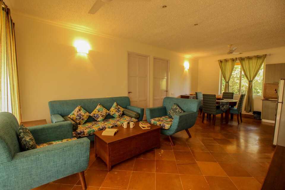 OYO 9881 Home Pool View 2BHK Varca Beach, Colva Goa, Goa